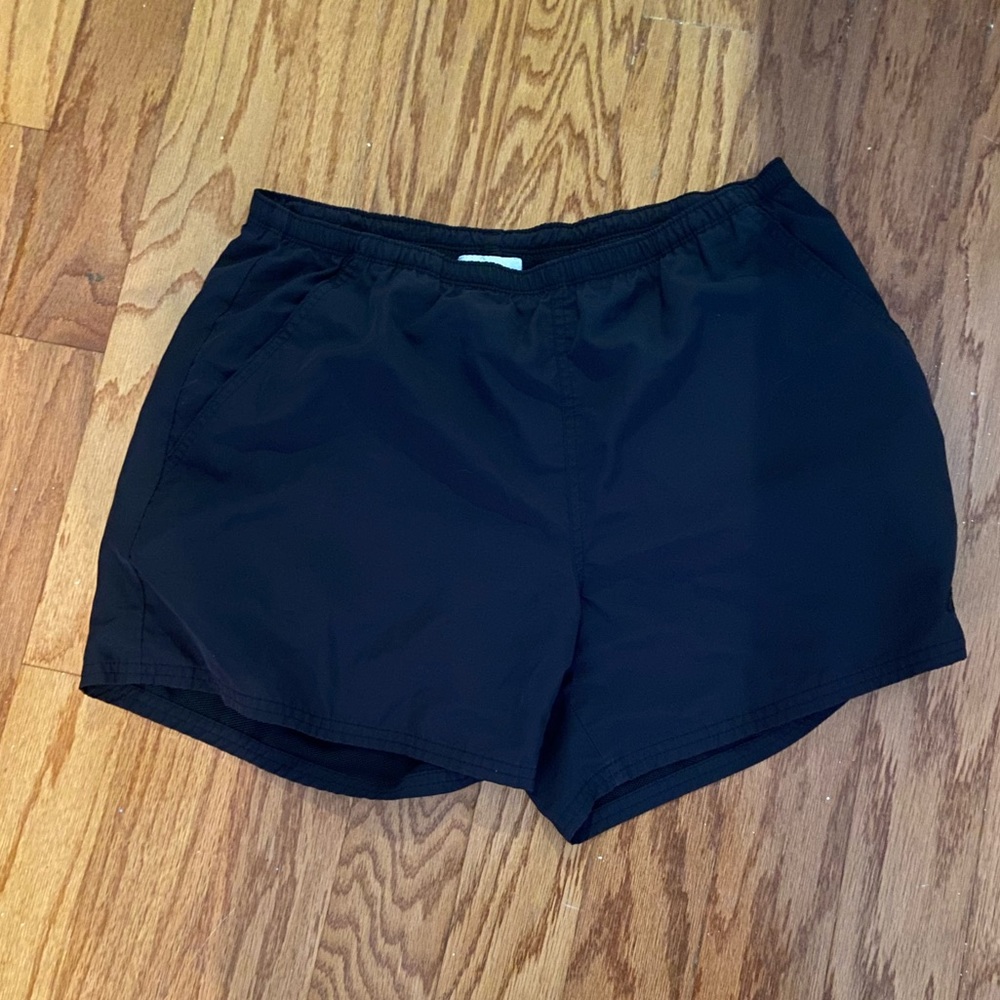 Reebox Women’s Black Athletic Shorts with Pockets M